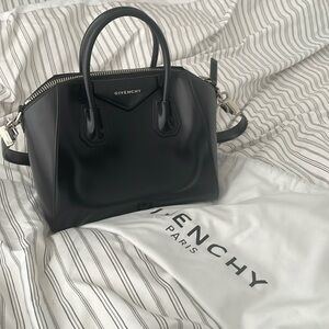 AUTHENTIC GIVENCHY SMALL ANTIGONA BLACK